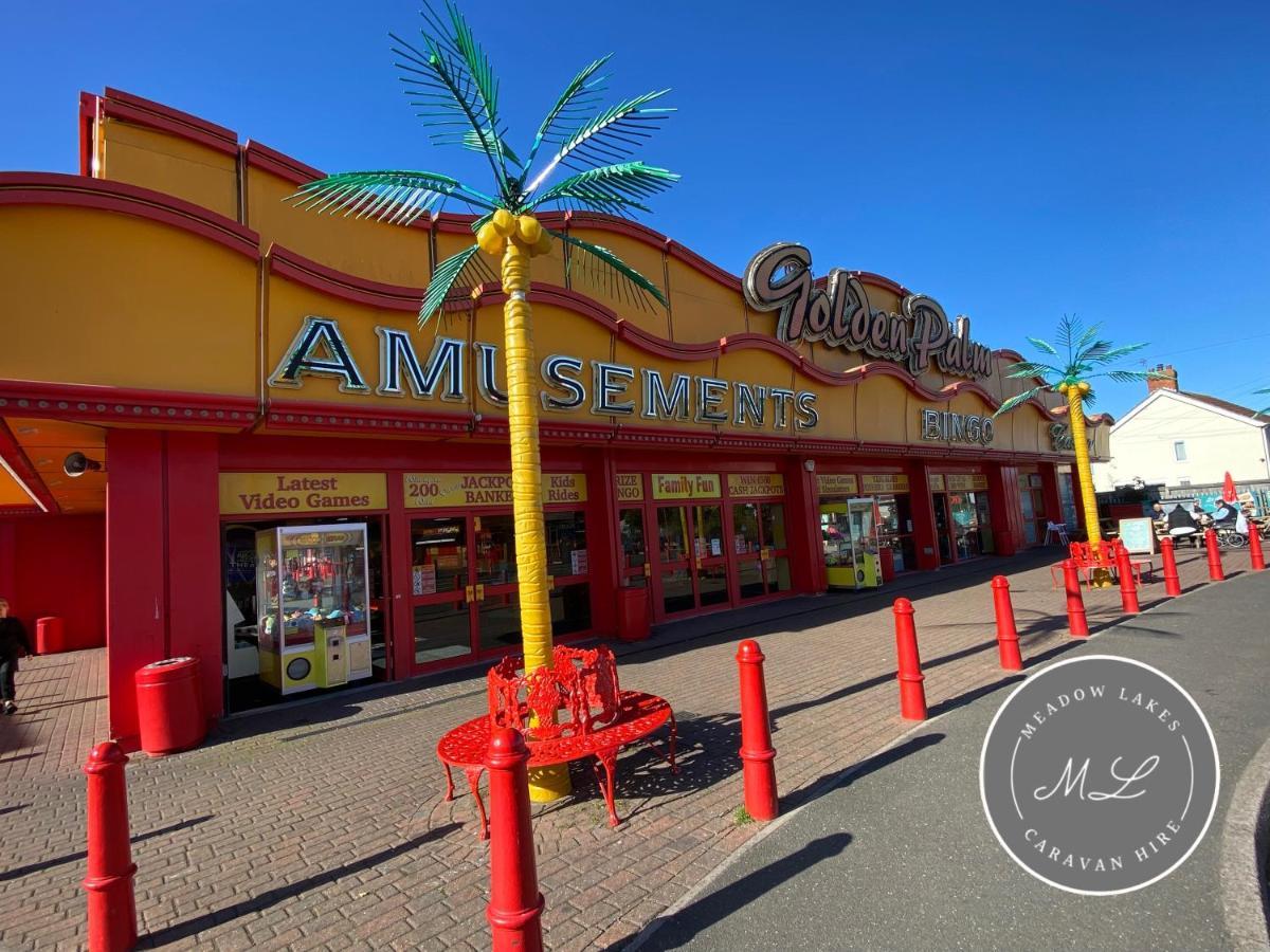 Palm Grove 182 - Pet Friendly, Wifi, Close To Beach And Clubhouse - Golden Palm Resort - Meadow Lakes Caravan & Lodge Hire Skegness Exterior photo